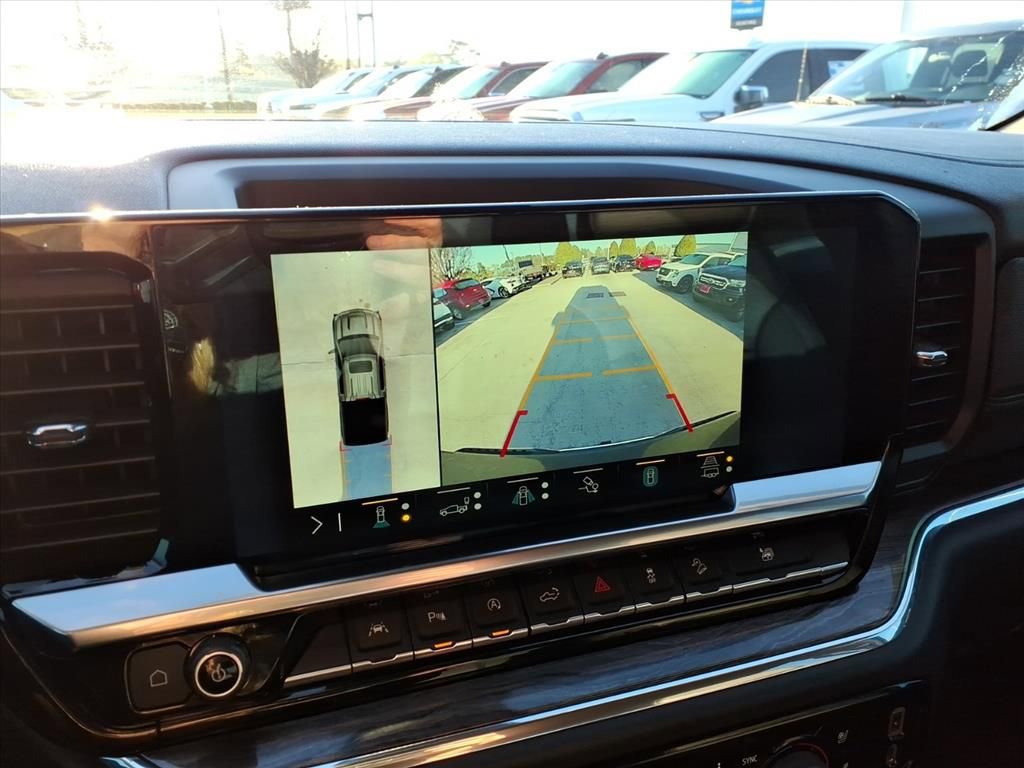 Certified 2023 Chevrolet Silverado 1500 LTZ image 24