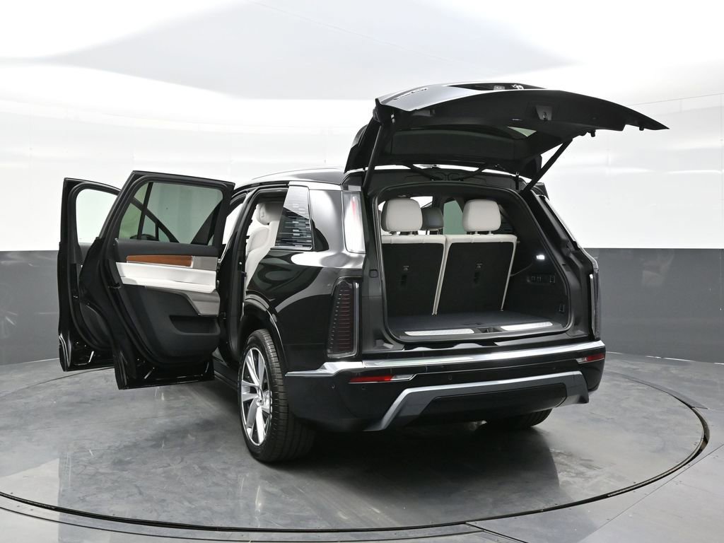 New 2026 Cadillac Vistiq Premium Luxury AWD/4WD image 28