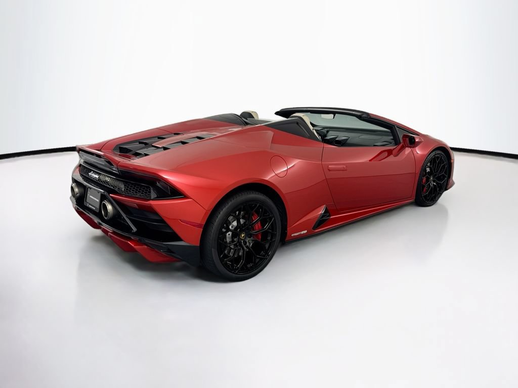 Used 2022 Lamborghini Huracan EVO RWD image 5