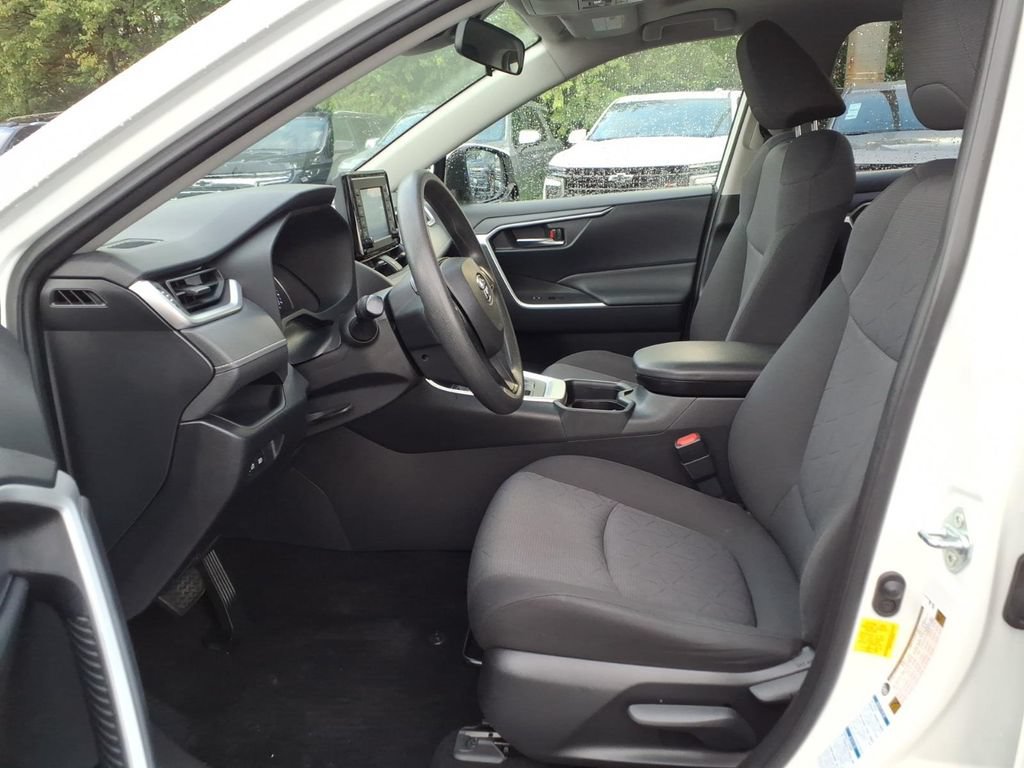 Used 2019 Toyota RAV4 XLE w/ All Weather Liner Package AWD/4WD image 11