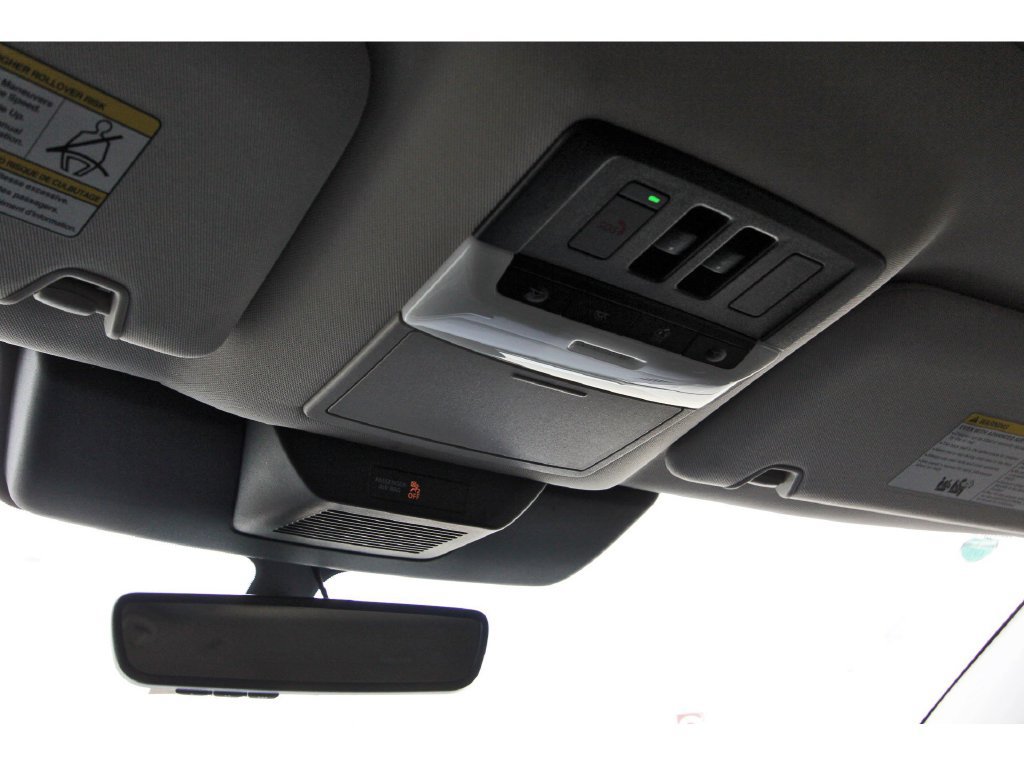 New 2026 Nissan Pathfinder SL w/ SL Premium Package (P04) FWD image 21