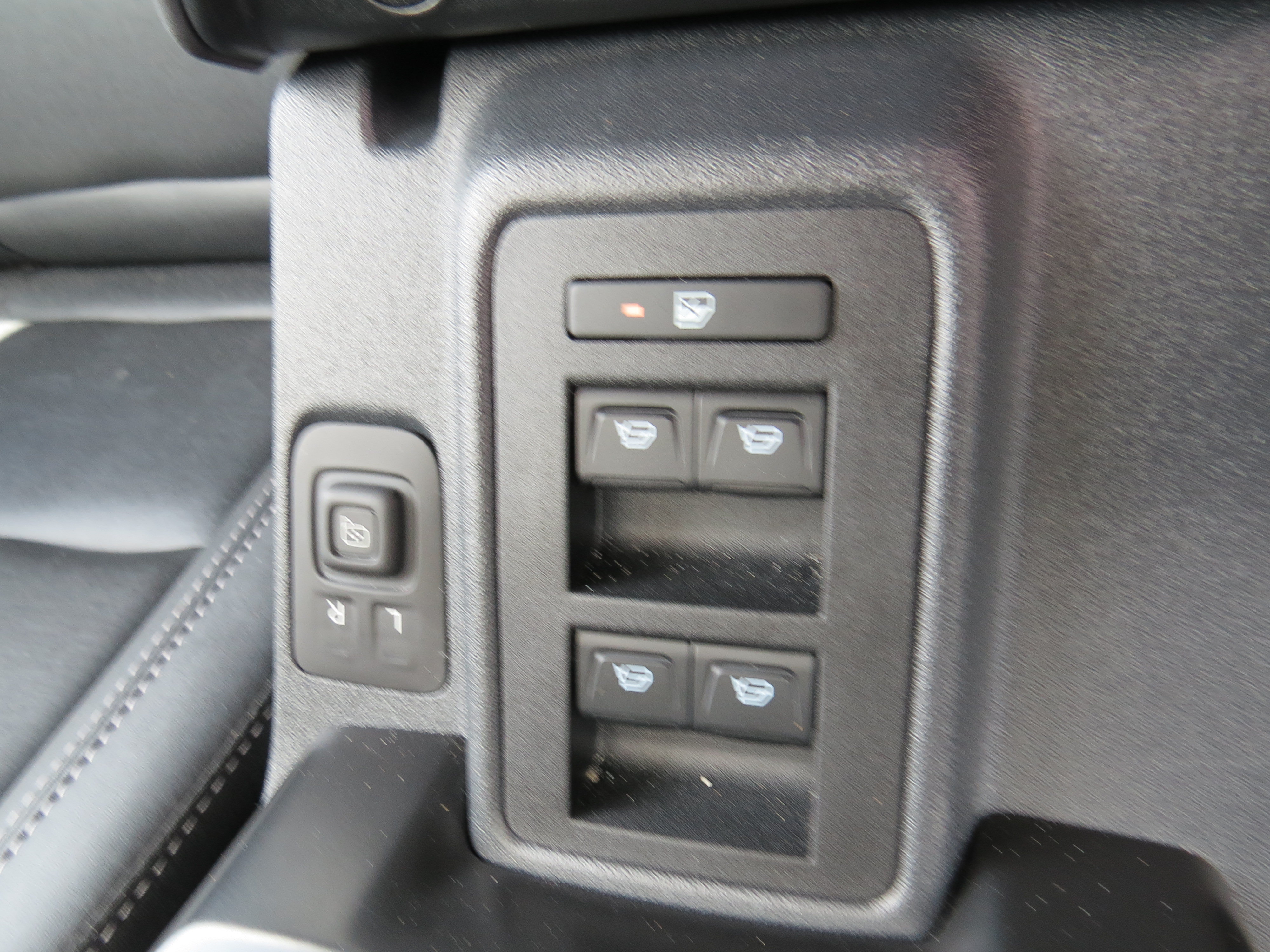 Used 2025 Ford Bronco Badlands AWD/4WD image 20