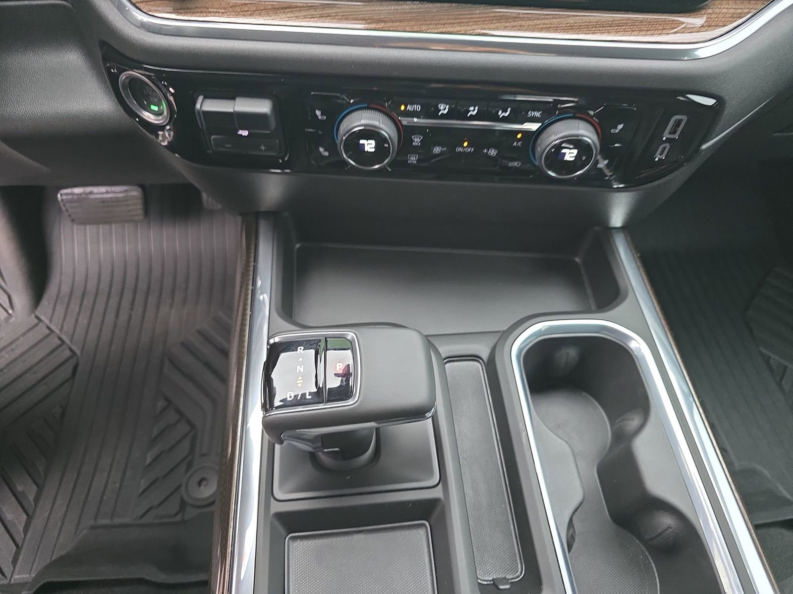 Used 2024 Chevrolet Silverado 1500 LT Trail Boss w/ Convenience Package II image 30