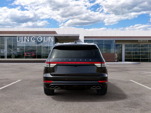New 2027 Lincoln Aviator Reserve w/ Jet Appearance Package AWD/4WD image 7