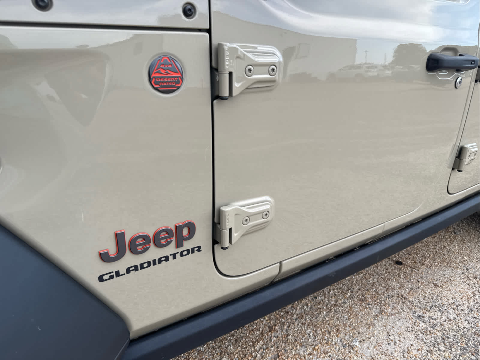 Used 2022 Jeep Gladiator Mojave w/ LED Lighting Group AWD/4WD image 13