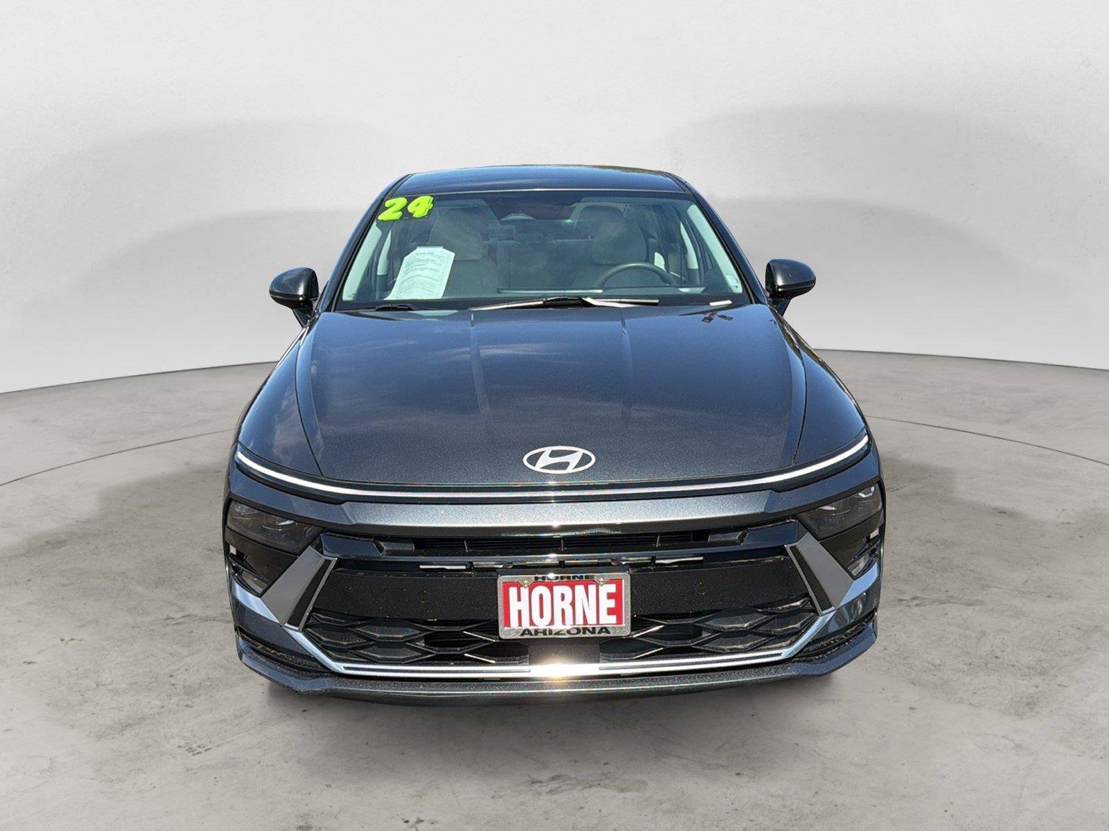 Used 2024 Hyundai Sonata SEL FWD image 2