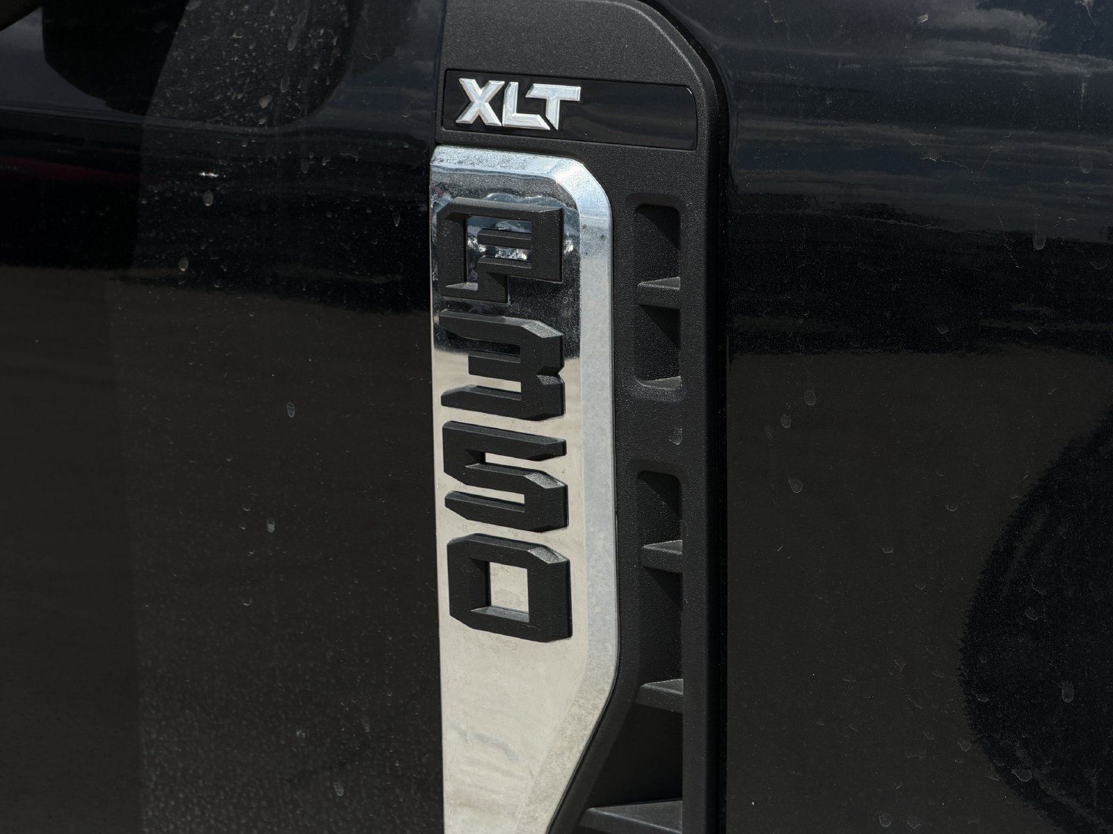 New 2026 Ford F350 XLT w/ XLT Premium Package AWD/4WD image 9