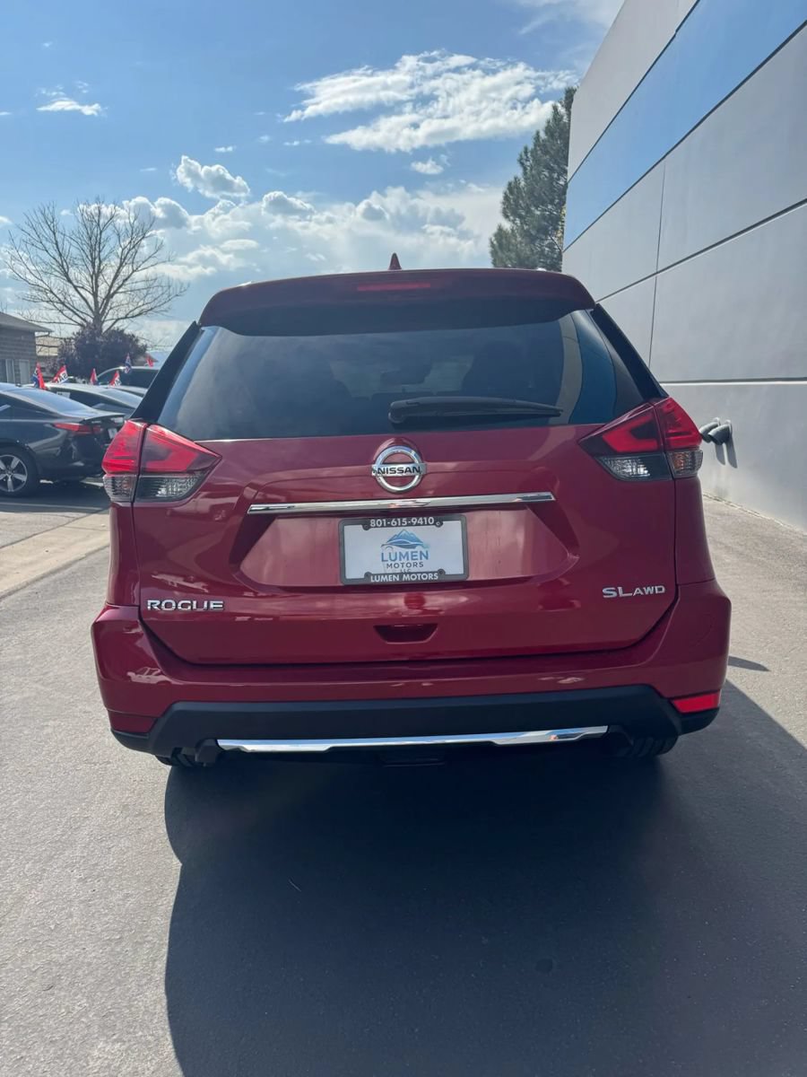 Used 2017 Nissan Rogue SL w/ SL Premium Package AWD/4WD image 6