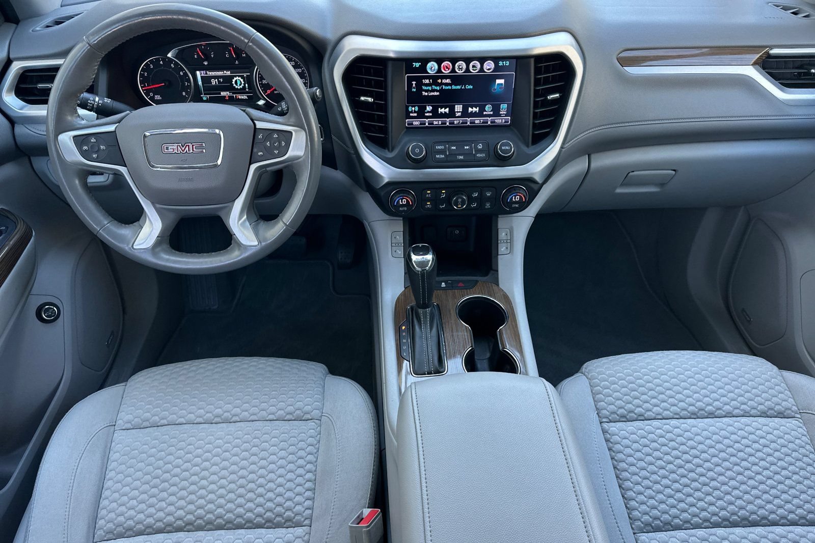 Used 2017 GMC Acadia SLE w/ Driver Alert Package I FWD image 13
