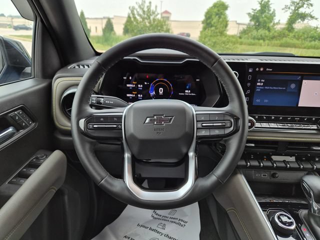 Used 2023 Chevrolet Colorado ZR2 w/ ZR2 Convenience Package III AWD/4WD image 19