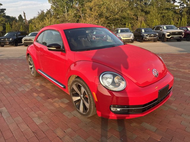 Used 2012 Volkswagen Beetle 2.0T FWD image 19
