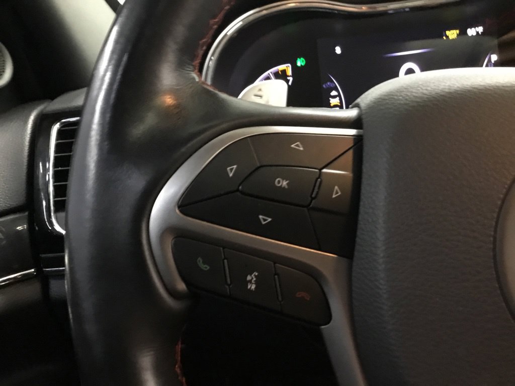 Used 2021 Jeep Grand Cherokee Trailhawk AWD/4WD image 36
