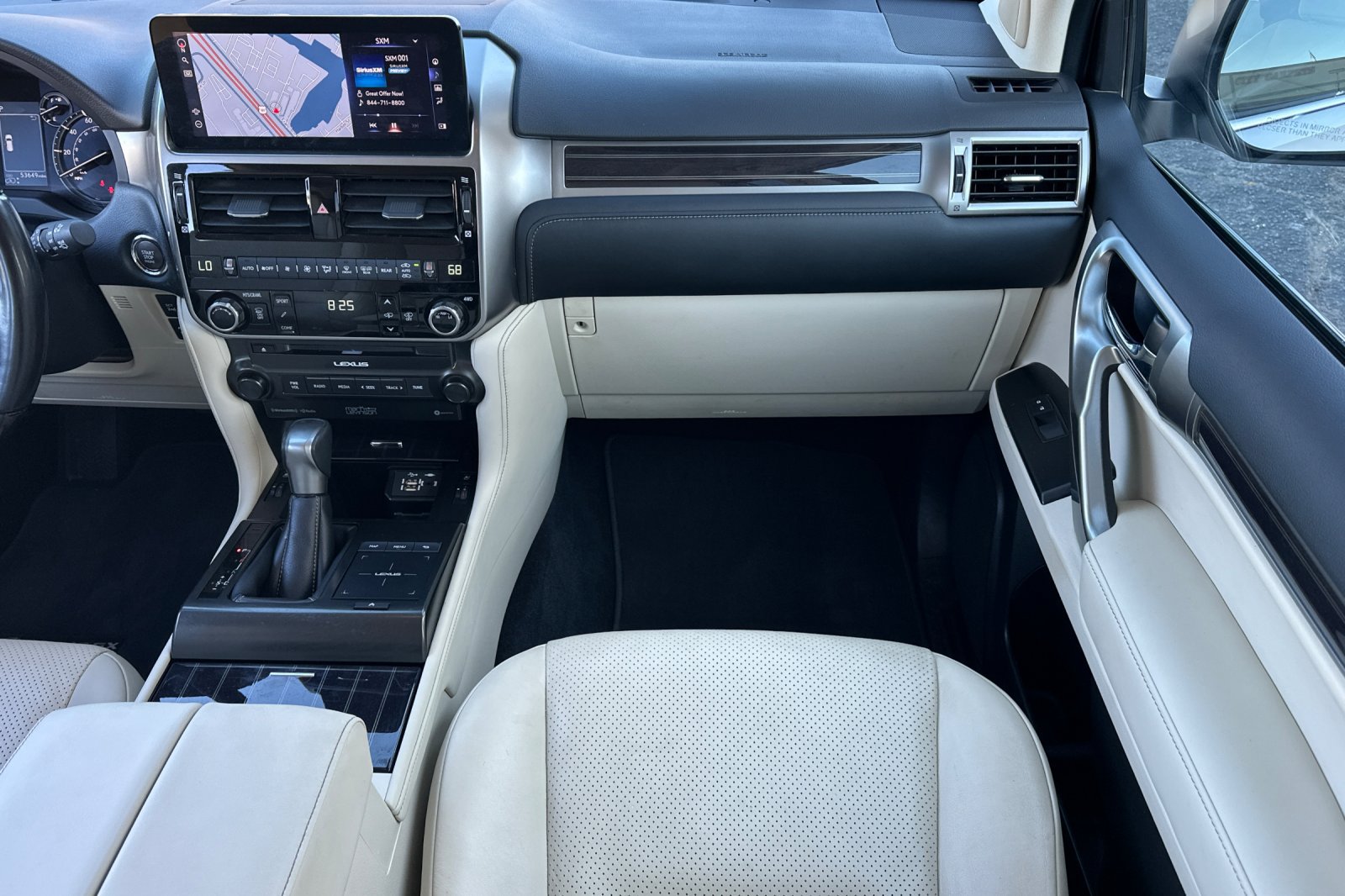 Used 2022 Lexus GX 460 Luxury w/ Off Road Package AWD/4WD image 41