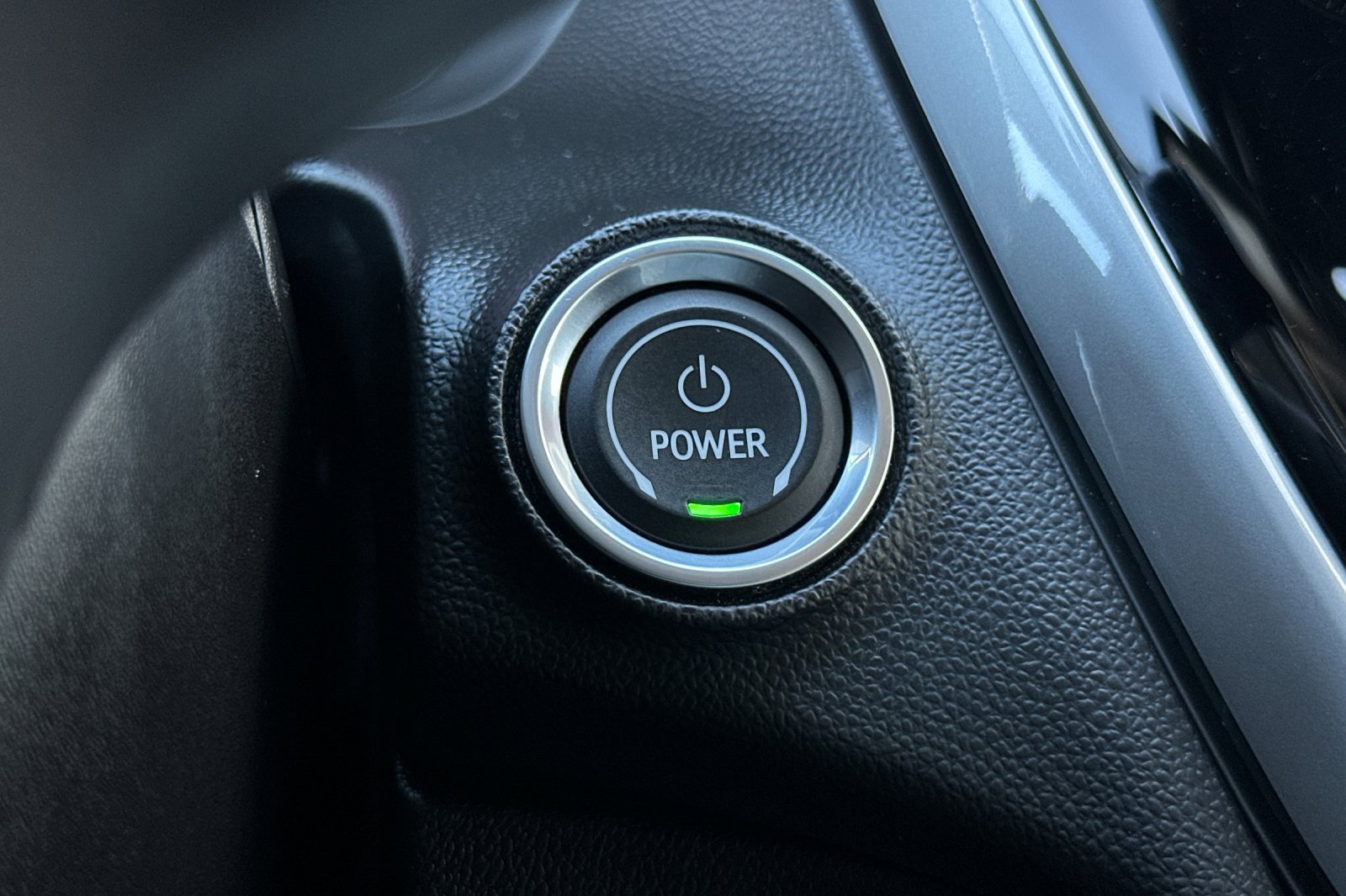 Used 2022 Chevrolet Bolt EUV LT image 28