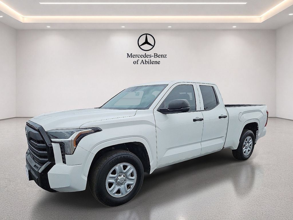 Used 2025 Toyota Tundra SR w/ SR Tow Package RWD image 2