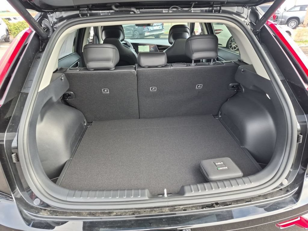 New 2026 Kia Niro FWD image 27