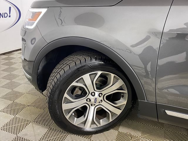 Used 2018 Ford Explorer Platinum AWD/4WD image 29