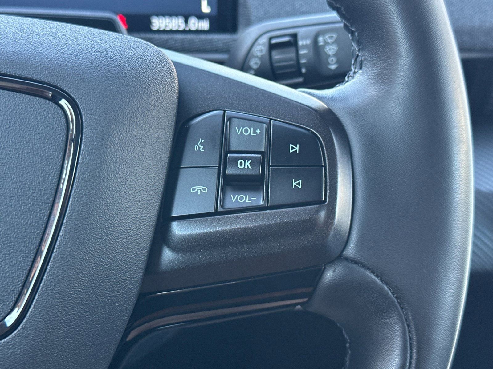 Used 2023 Ford Mustang Mach-E Premium image 36