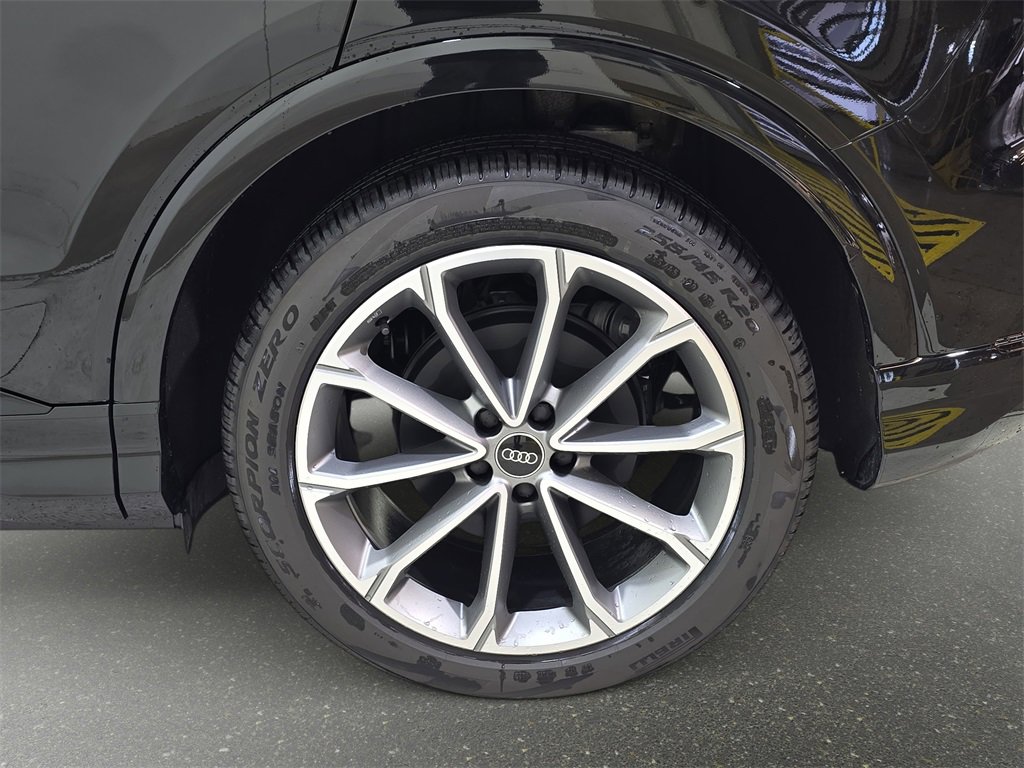 New 2026 Audi Q4 e-tron Premium image 34