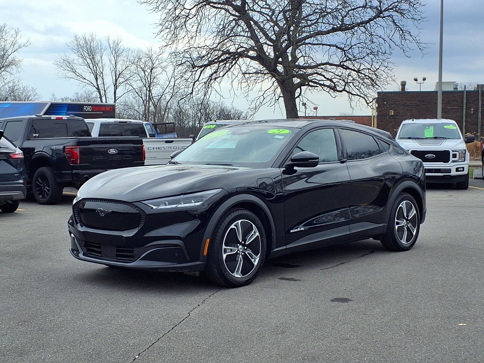 Used 2021 Ford Mustang Mach-E Select w/ Comfort/Appearance Package image 1