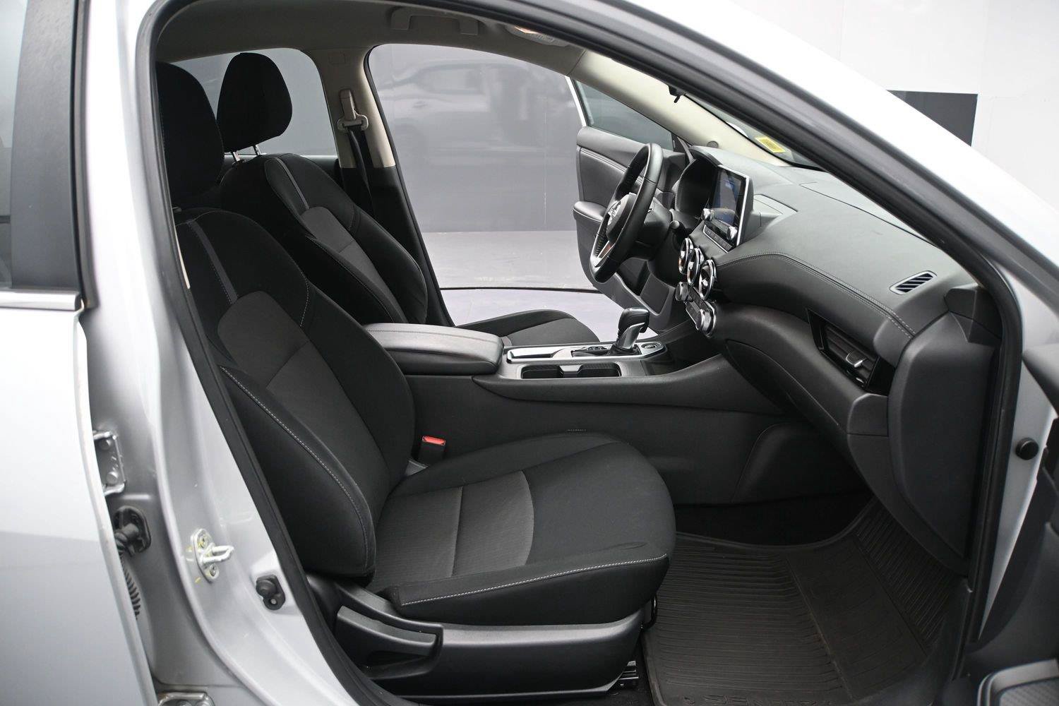 Used 2022 Nissan Sentra SV FWD image 15