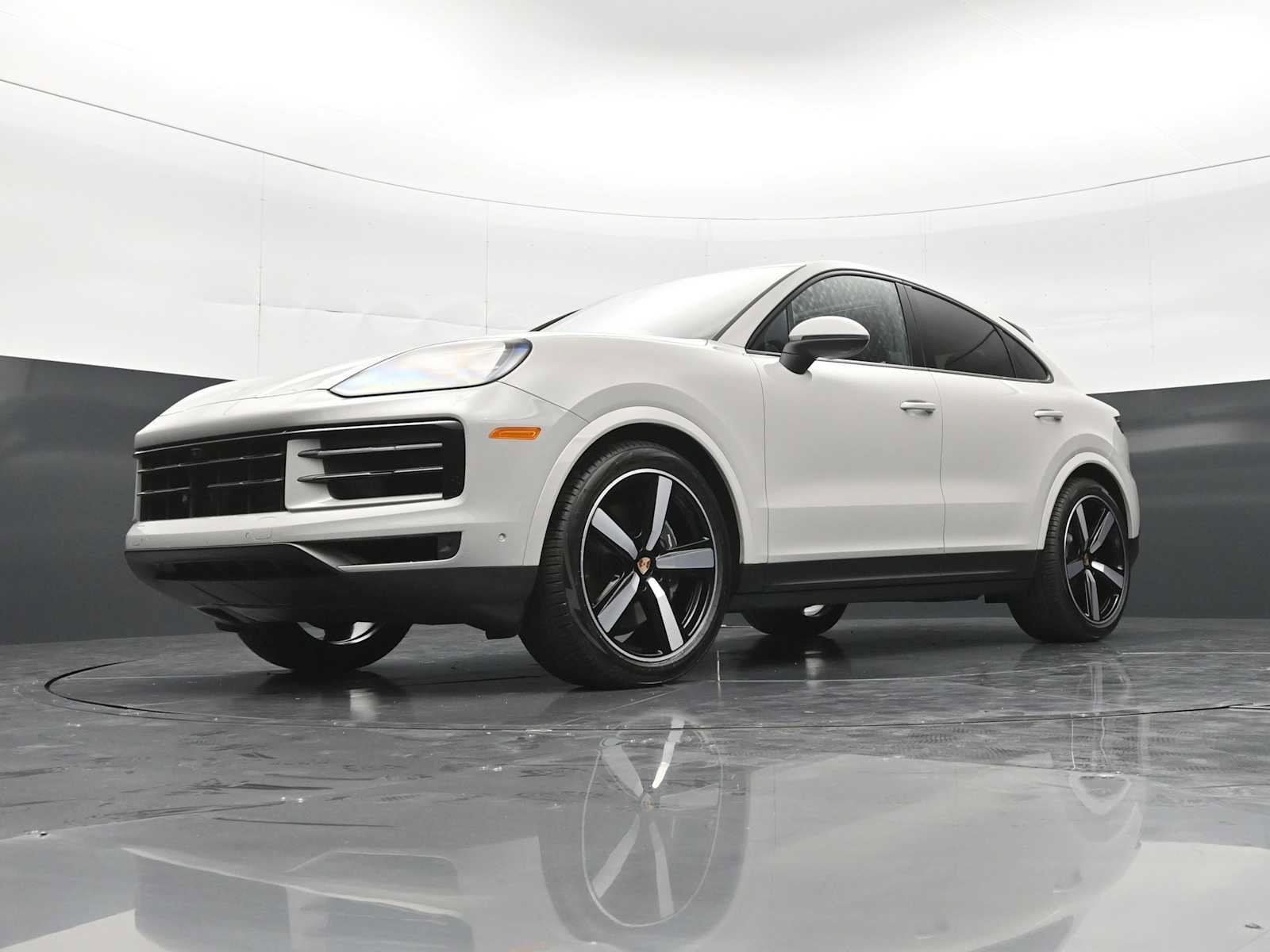Certified 2026 Porsche Cayenne Coupe AWD/4WD image 39