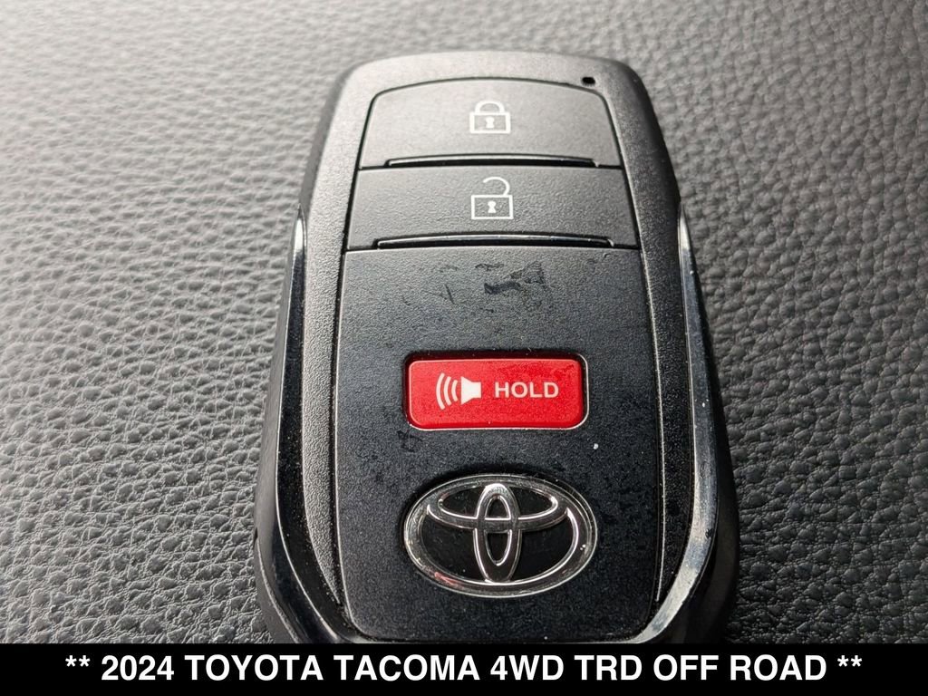 Used 2024 Toyota Tacoma TRD Off-Road image 28