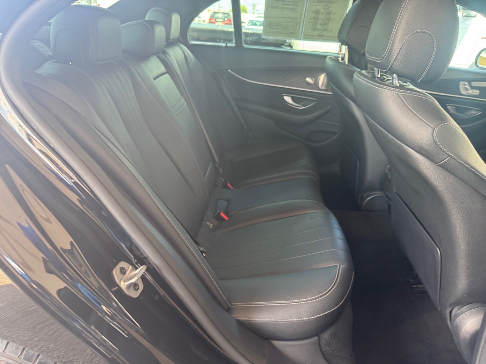 Used 2022 Mercedes-Benz E 350 Sedan image 28