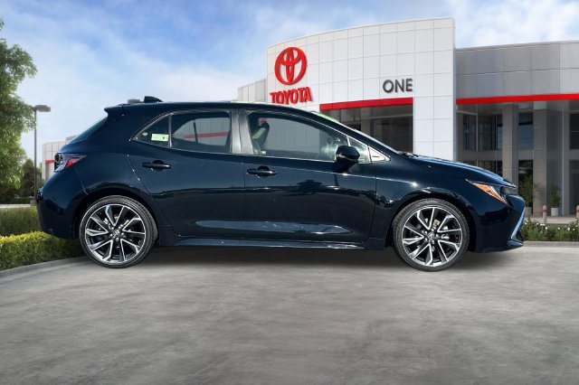 Certified 2021 Toyota Corolla XSE FWD image 3