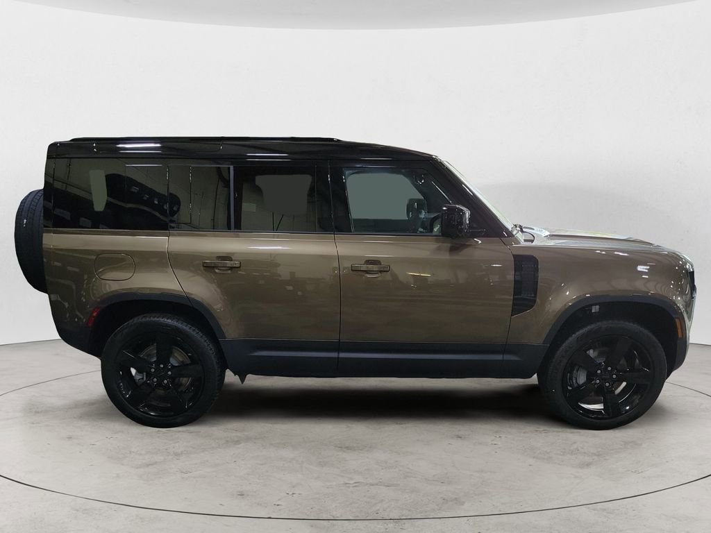 New 2026 Land Rover Defender 110 S AWD/4WD image 6