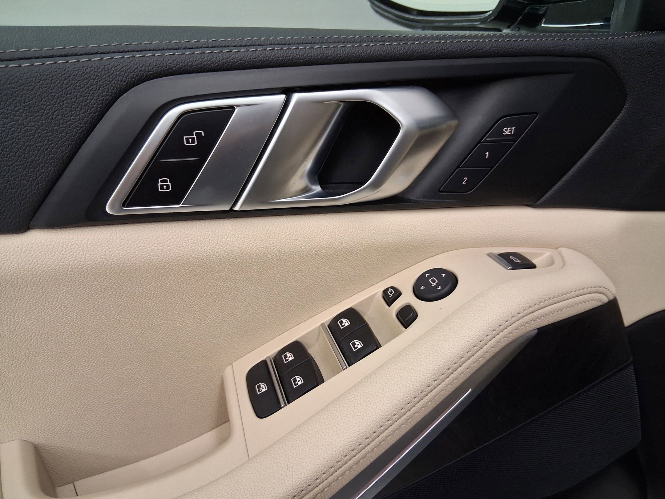 Used 2022 BMW X5 sDrive40i w/ Parking Assistance Package RWD image 12