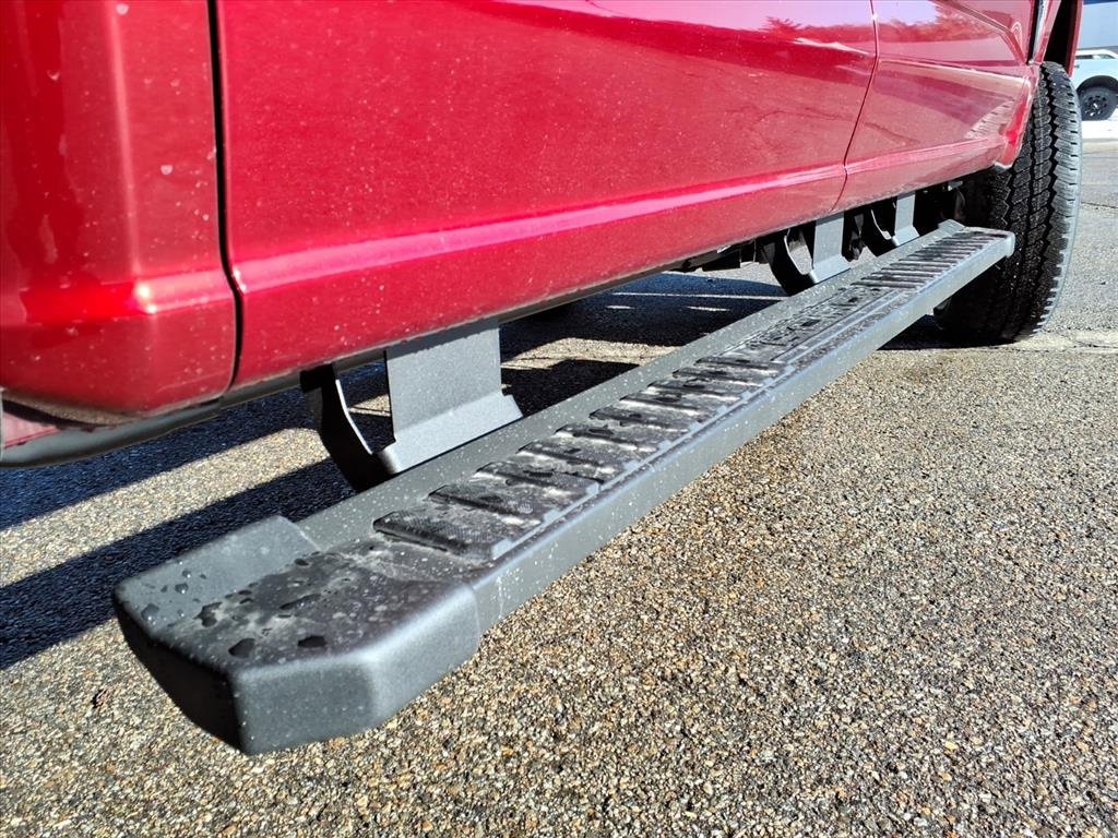 New 2026 Ford F250 Lariat w/ Black Appearance Package image 12