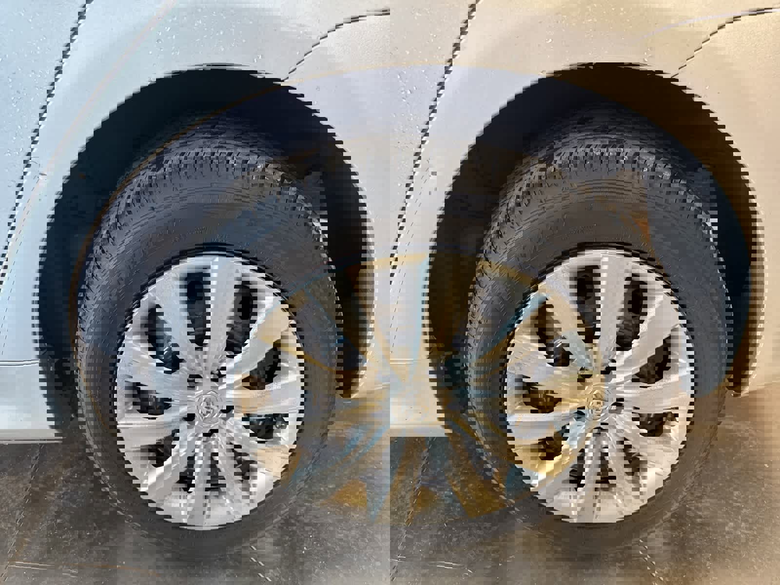 Used 2012 Toyota Corolla LE image 15