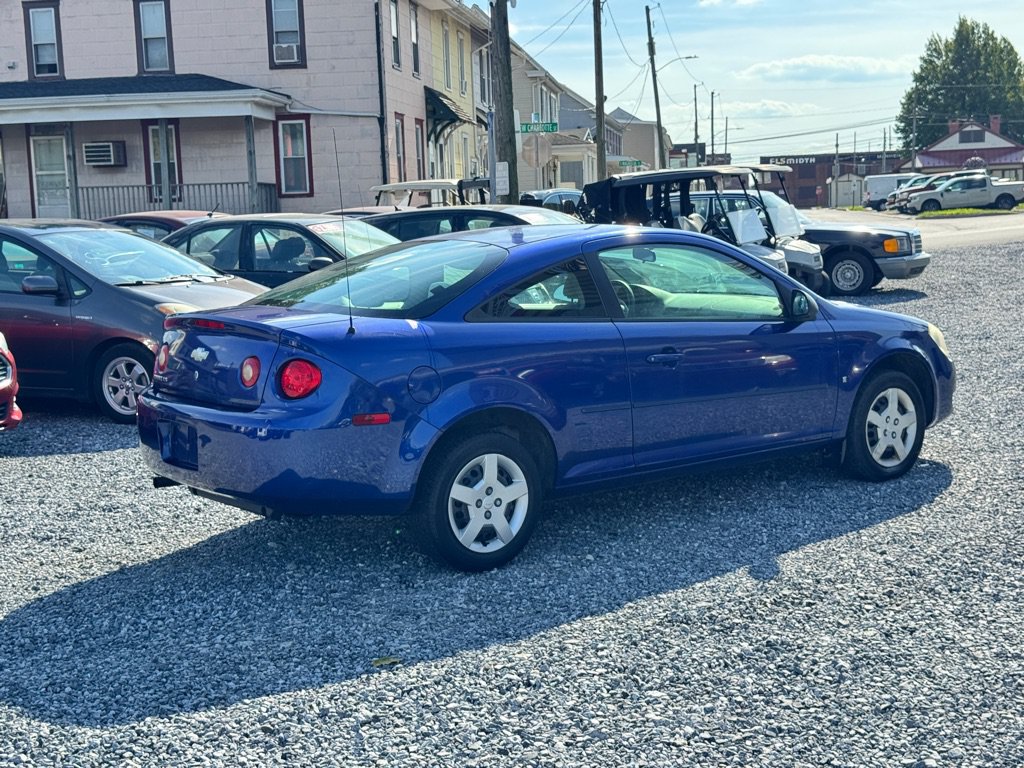 Used 2007 Chevrolet Cobalt LS w/ Enhanced Safety Package FWD image 4