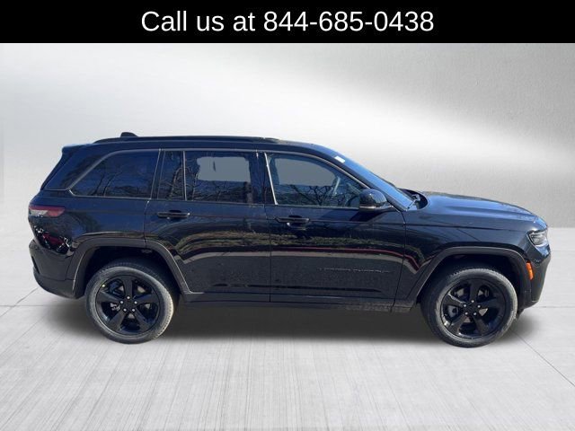New 2026 Jeep Grand Cherokee Limited image 4