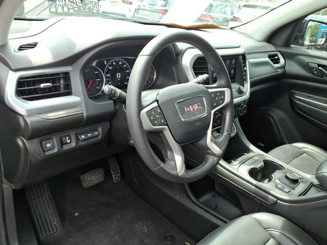Used 2021 GMC Acadia SLT w/ Technology Package FWD image 21
