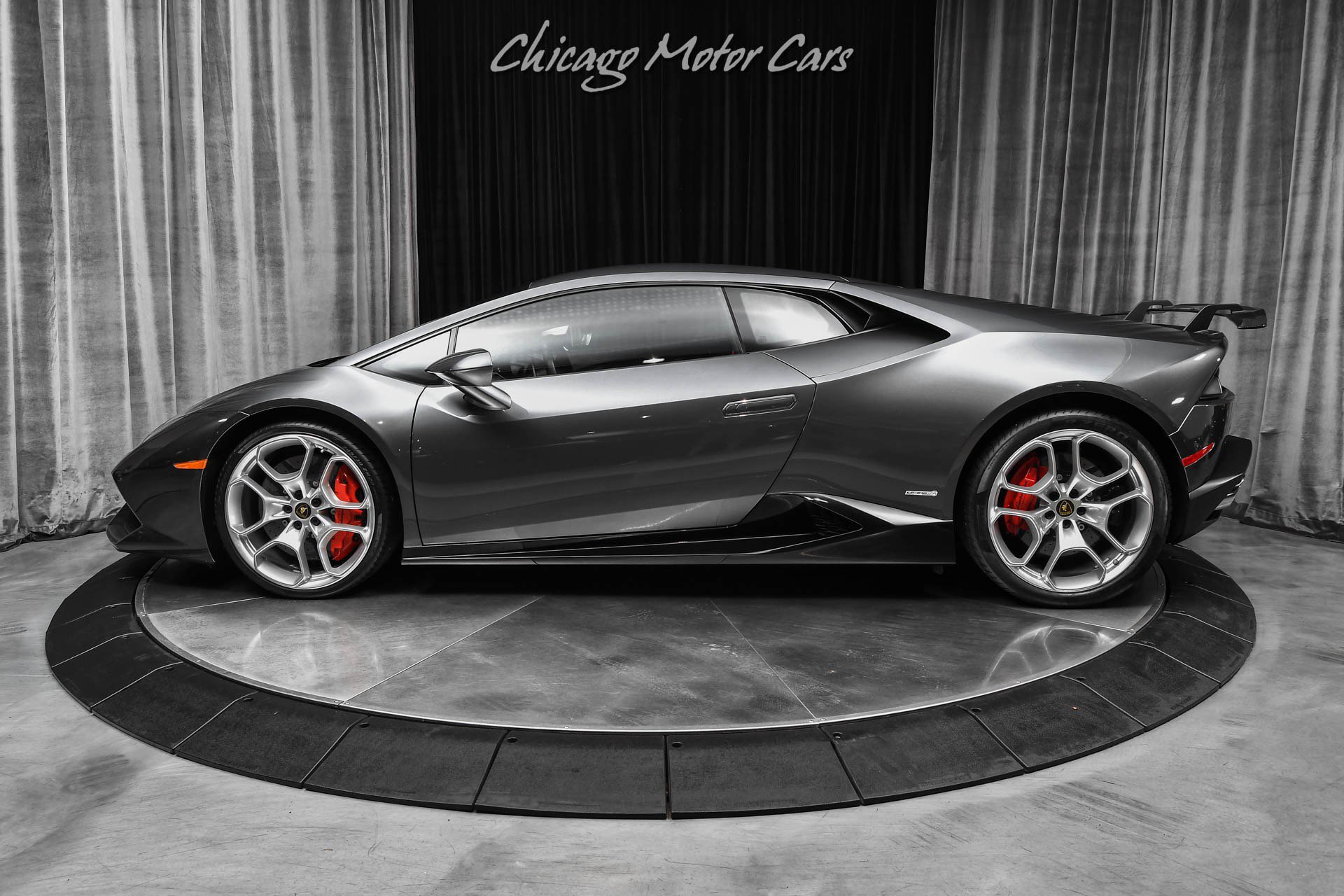 Used 2017 Lamborghini Huracan LP 610-4 AWD/4WD image 25