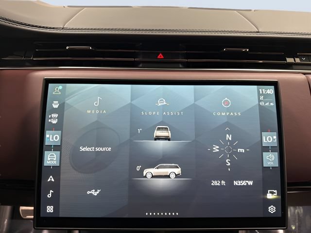 Used 2024 Land Rover Range Rover Long Wheelbase Autobiography AWD/4WD image 22