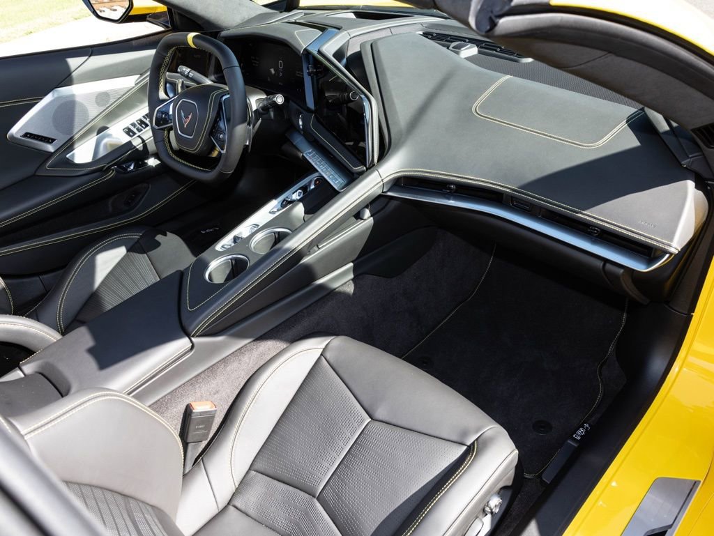 Used 2026 Chevrolet Corvette Stingray Premium Conv w/ Z51 Performance Package RWD image 51