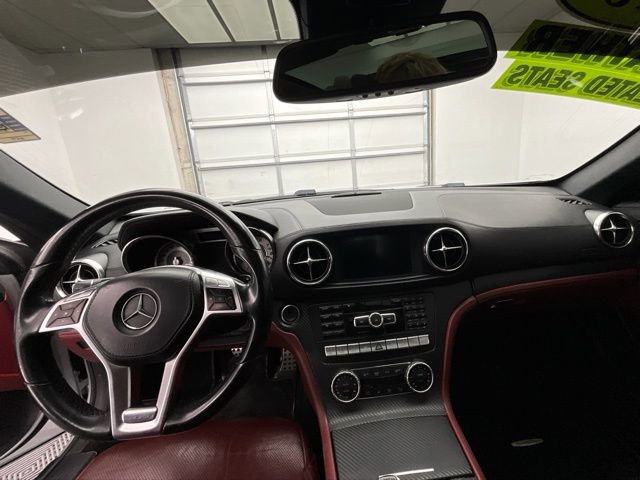 Used 2013 Mercedes-Benz SL 550 image 4