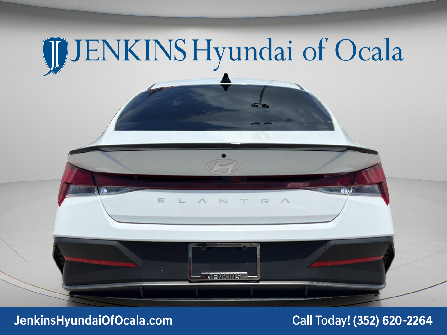 Certified 2025 Hyundai Elantra Sport w/ Cargo Package FWD image 4