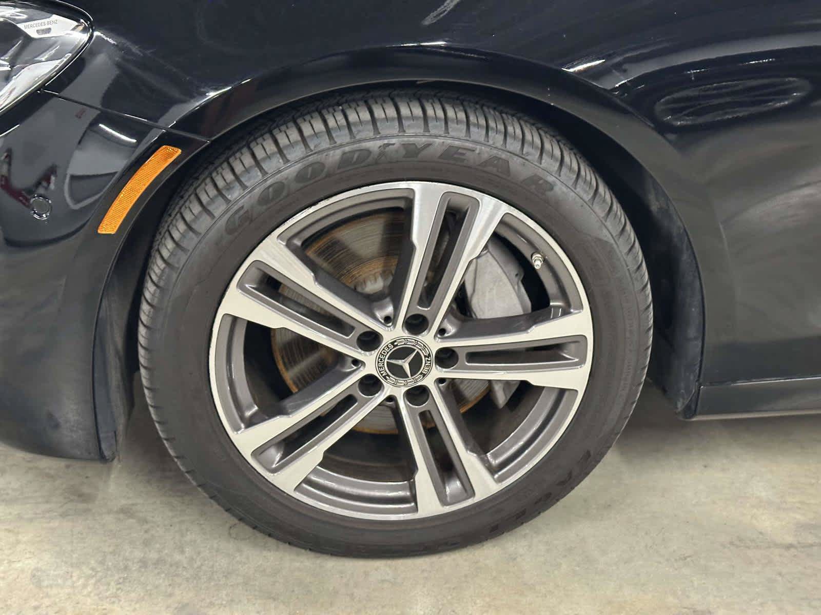Used 2023 Mercedes-Benz E 350 4MATIC Sedan image 10