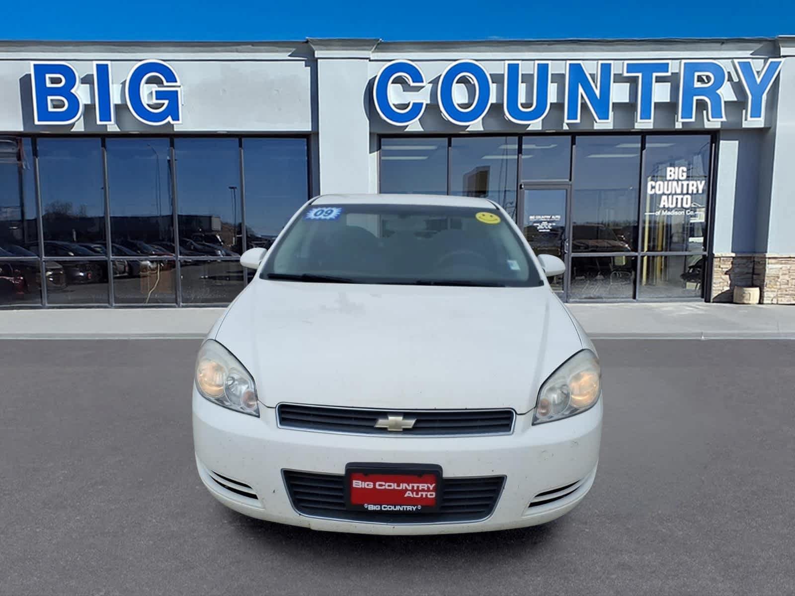 Used 2009 Chevrolet Impala LS FWD image 2