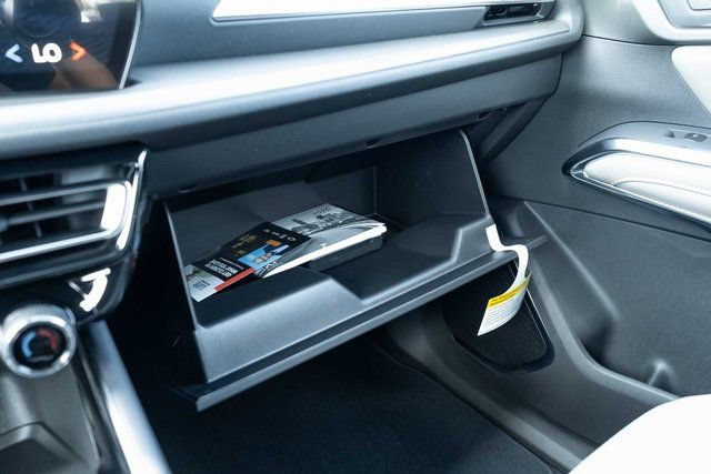 New 2026 Chevrolet Traverse LT w/ Enhanced Driving Package FWD image 19