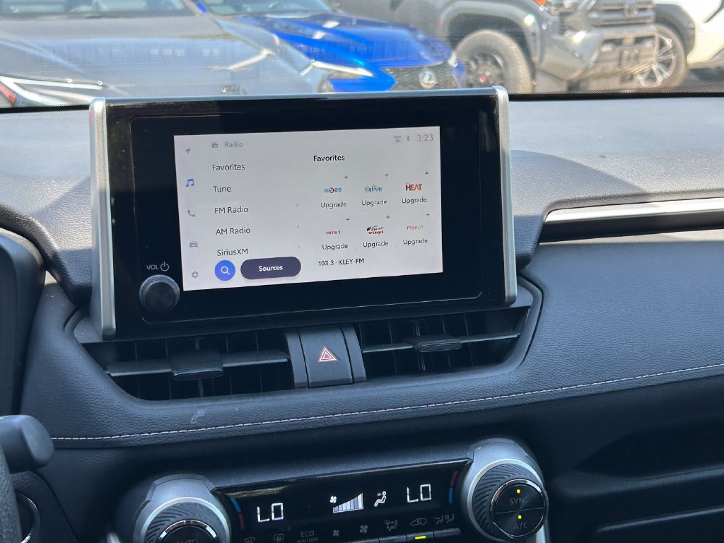 Certified 2025 Toyota RAV4 XLE w/ Convenience Package FWD image 20