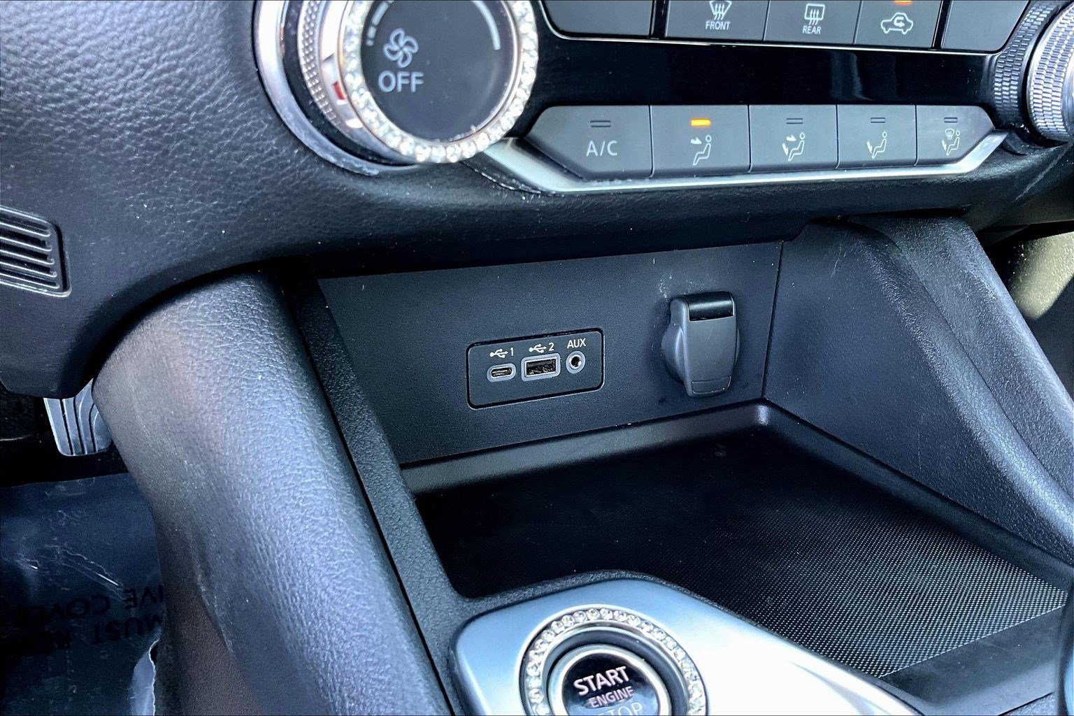 Certified 2022 Nissan Sentra SV w/ Electronics Package FWD image 16