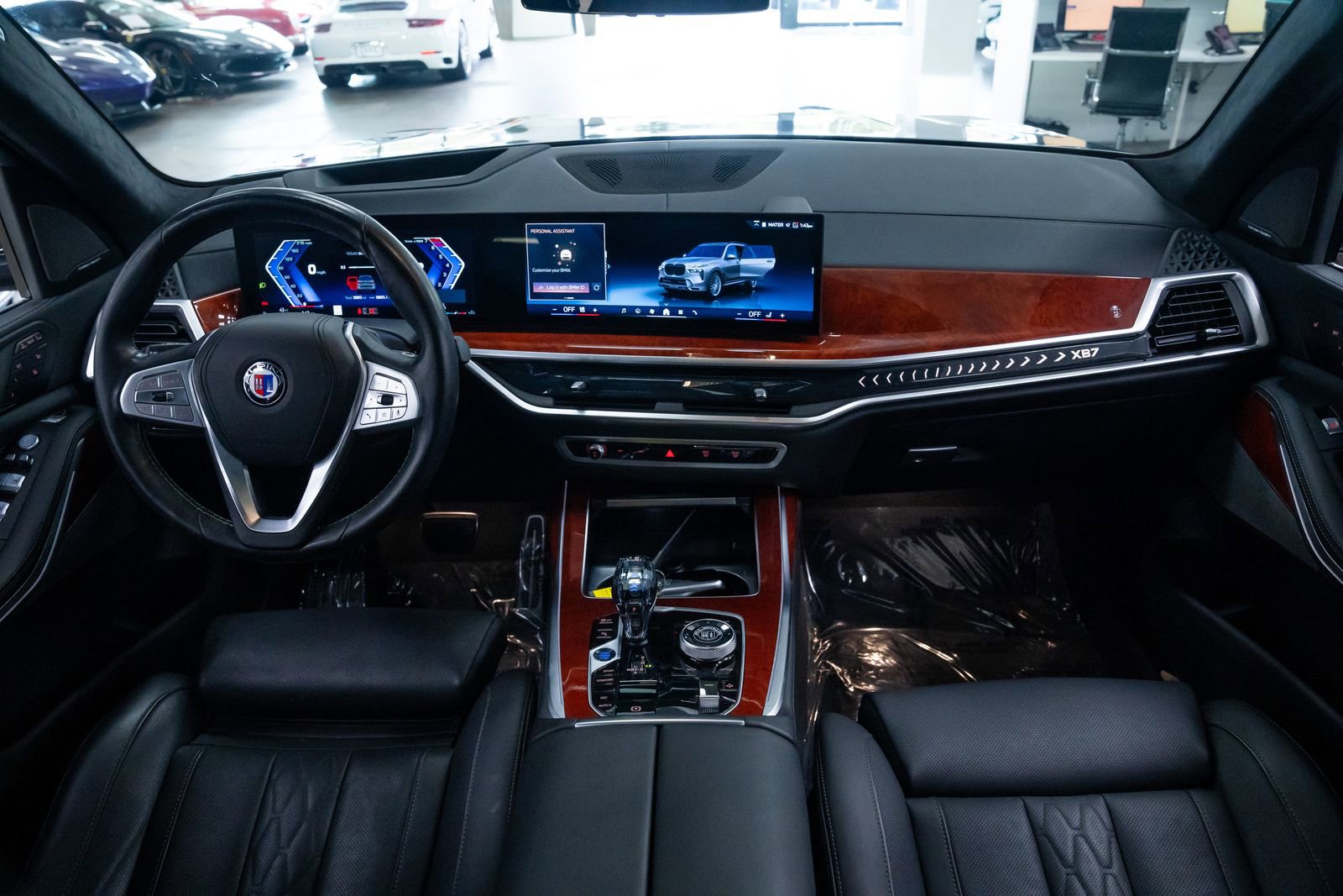 Used 2024 BMW ALPINA XB7 AWD/4WD image 9