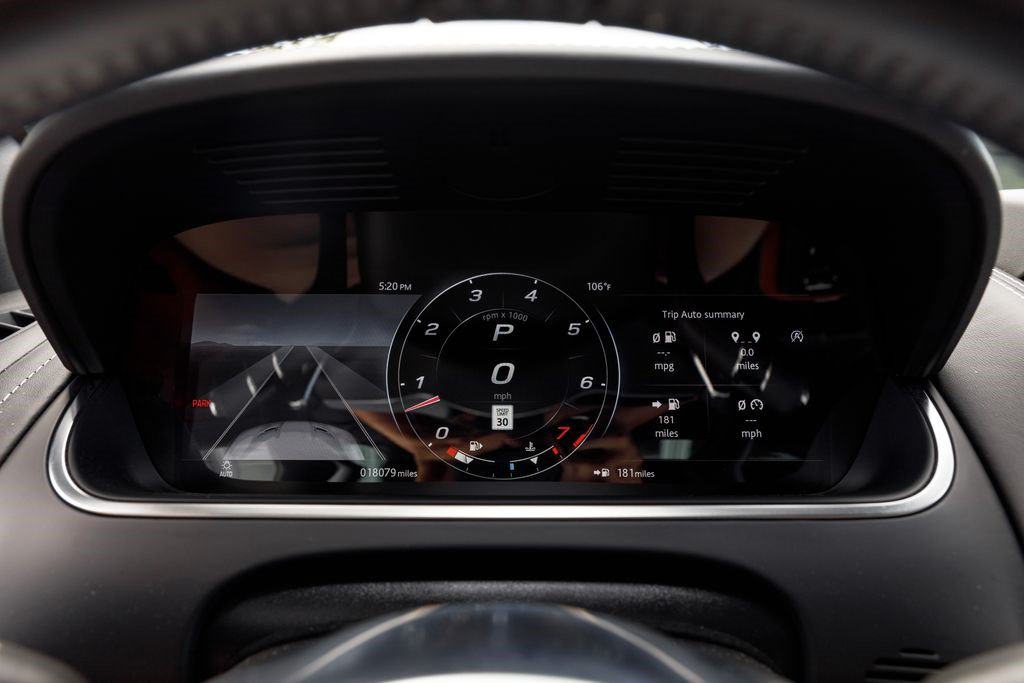 Used 2023 Jaguar F-TYPE Coupe RWD image 24