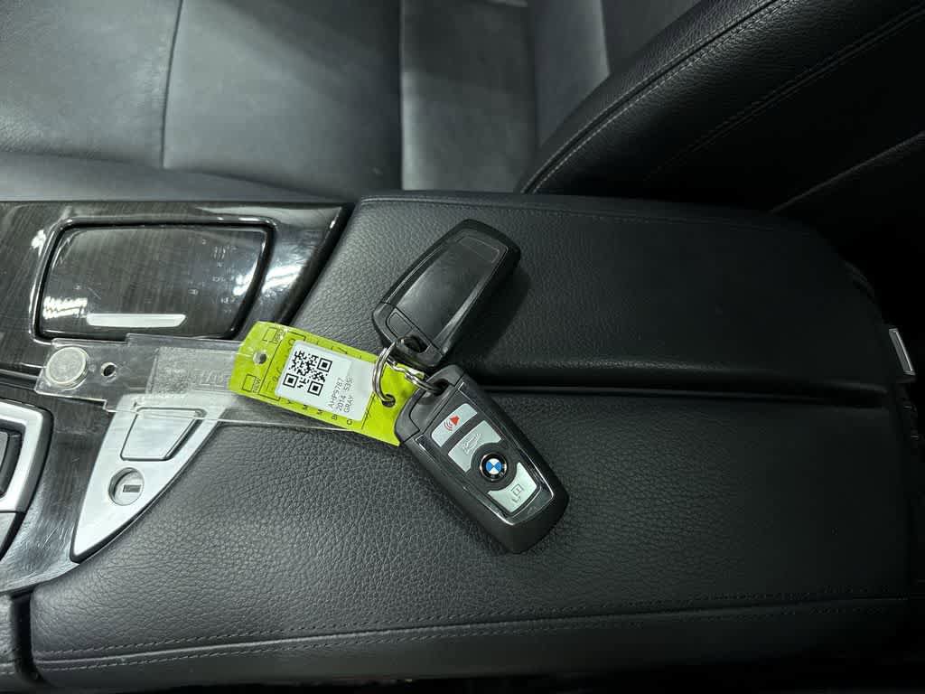 Used 2014 BMW 535i xDrive Sedan image 35