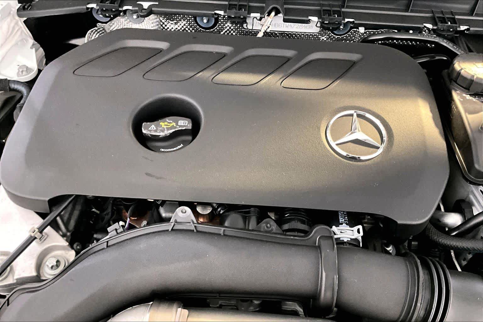 New 2026 Mercedes-Benz GLB 250 4MATIC image 15